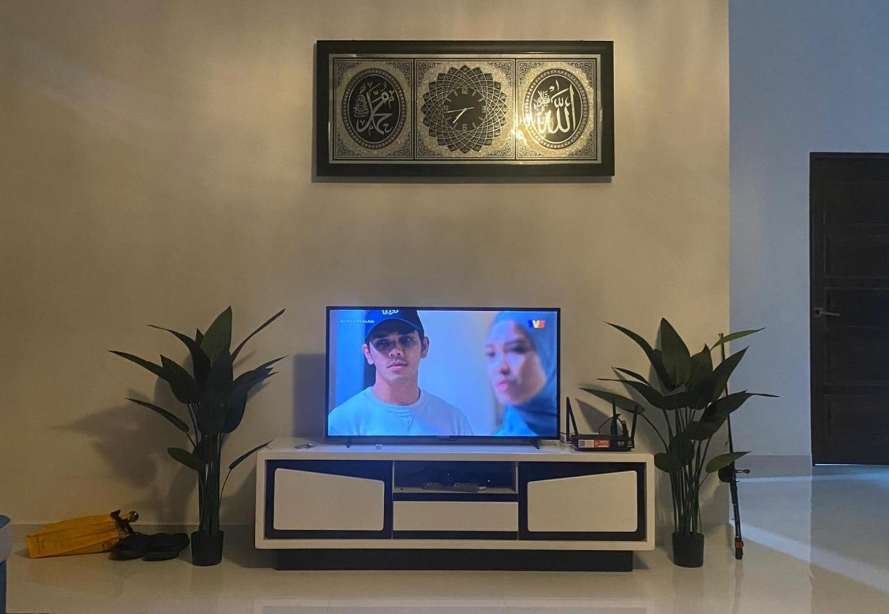 Munirah Homestay 龙运 外观 照片